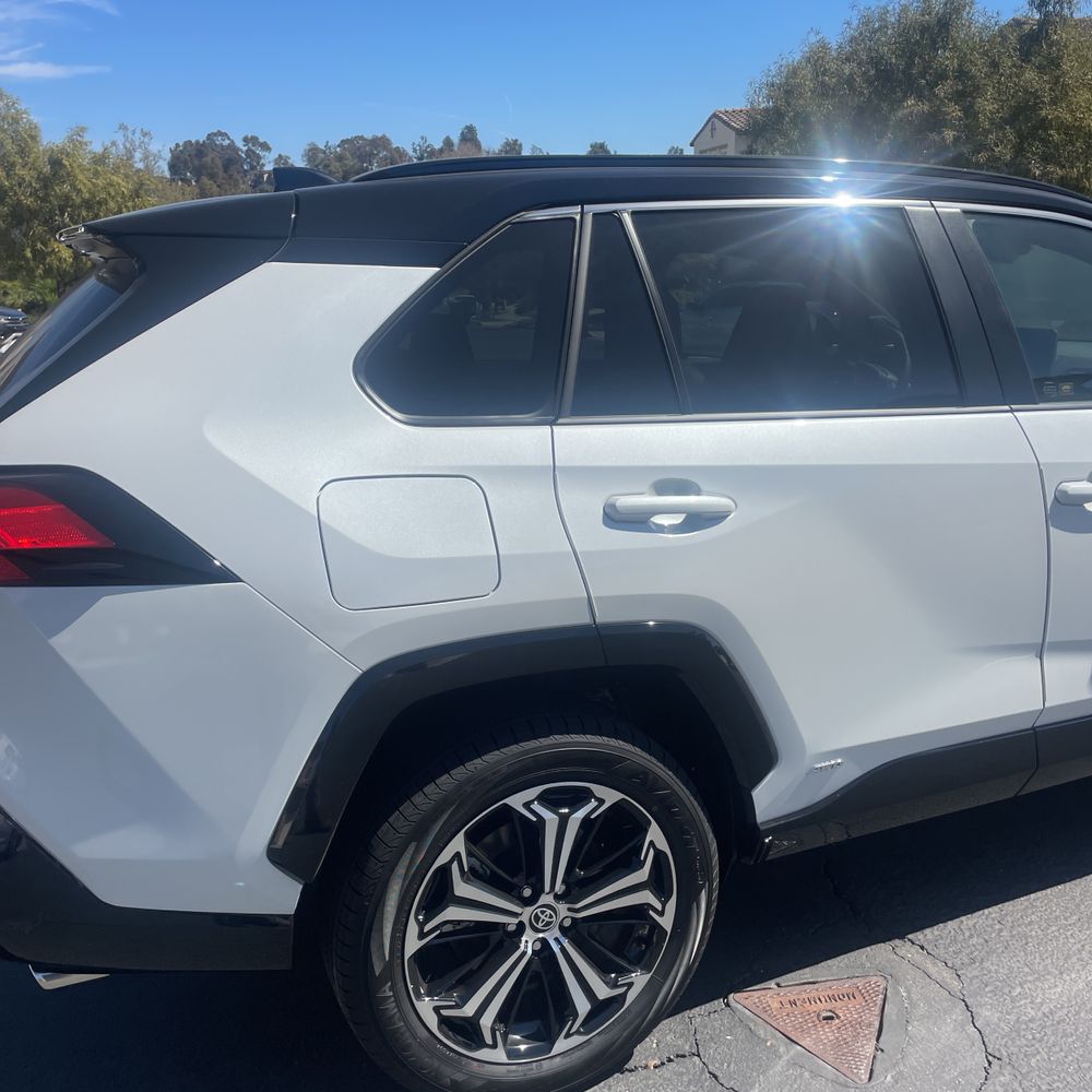 2025 Toyota RAV4 Plug-in Hybrid XSE