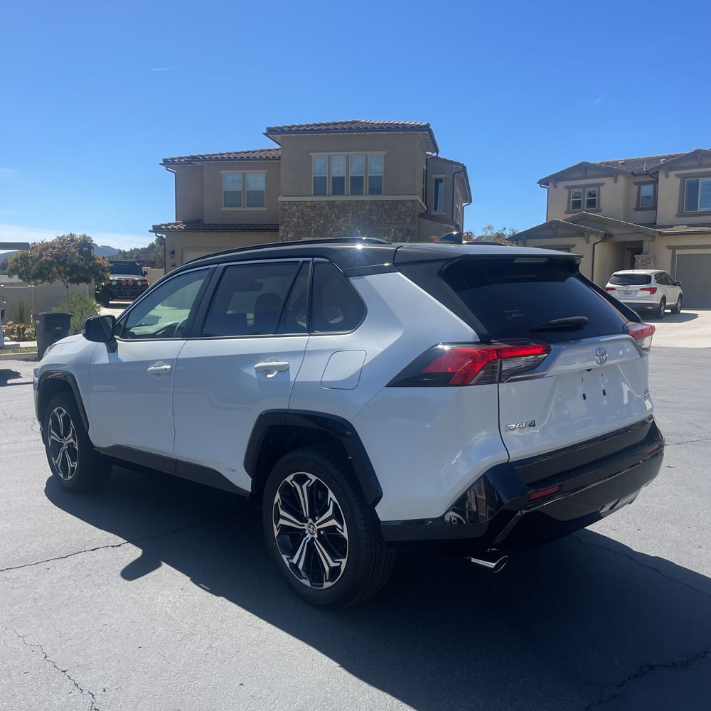 2025 Toyota RAV4 Plug-in Hybrid XSE