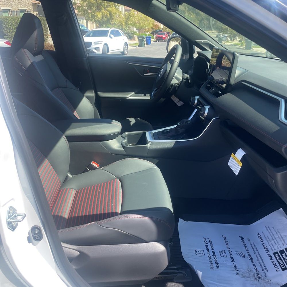 2025 Toyota RAV4 Plug-in Hybrid XSE