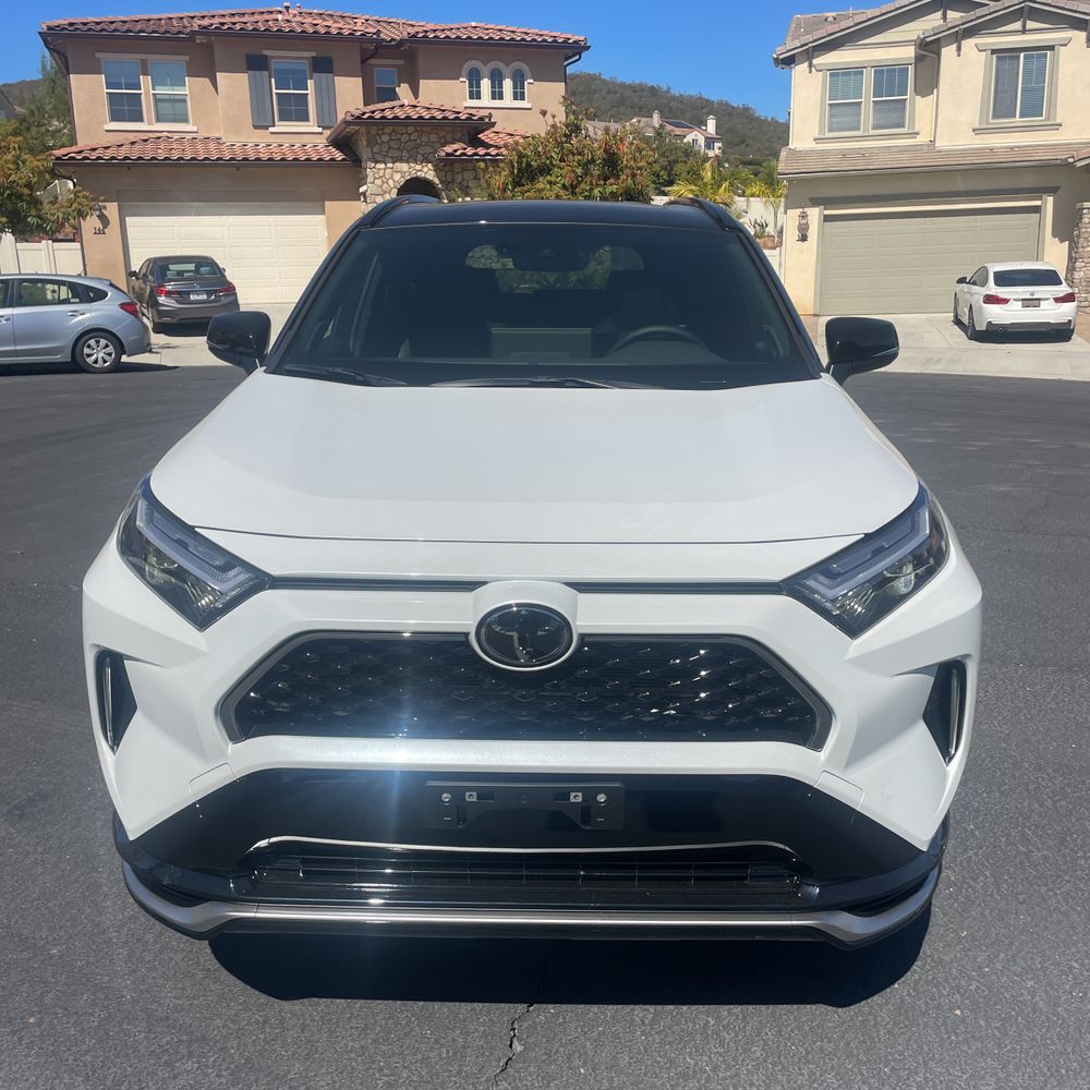 2025 Toyota RAV4 Plug-in Hybrid XSE