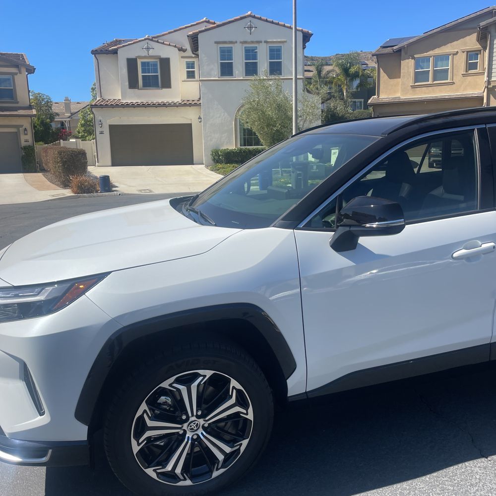 2025 Toyota RAV4 Plug-in Hybrid XSE