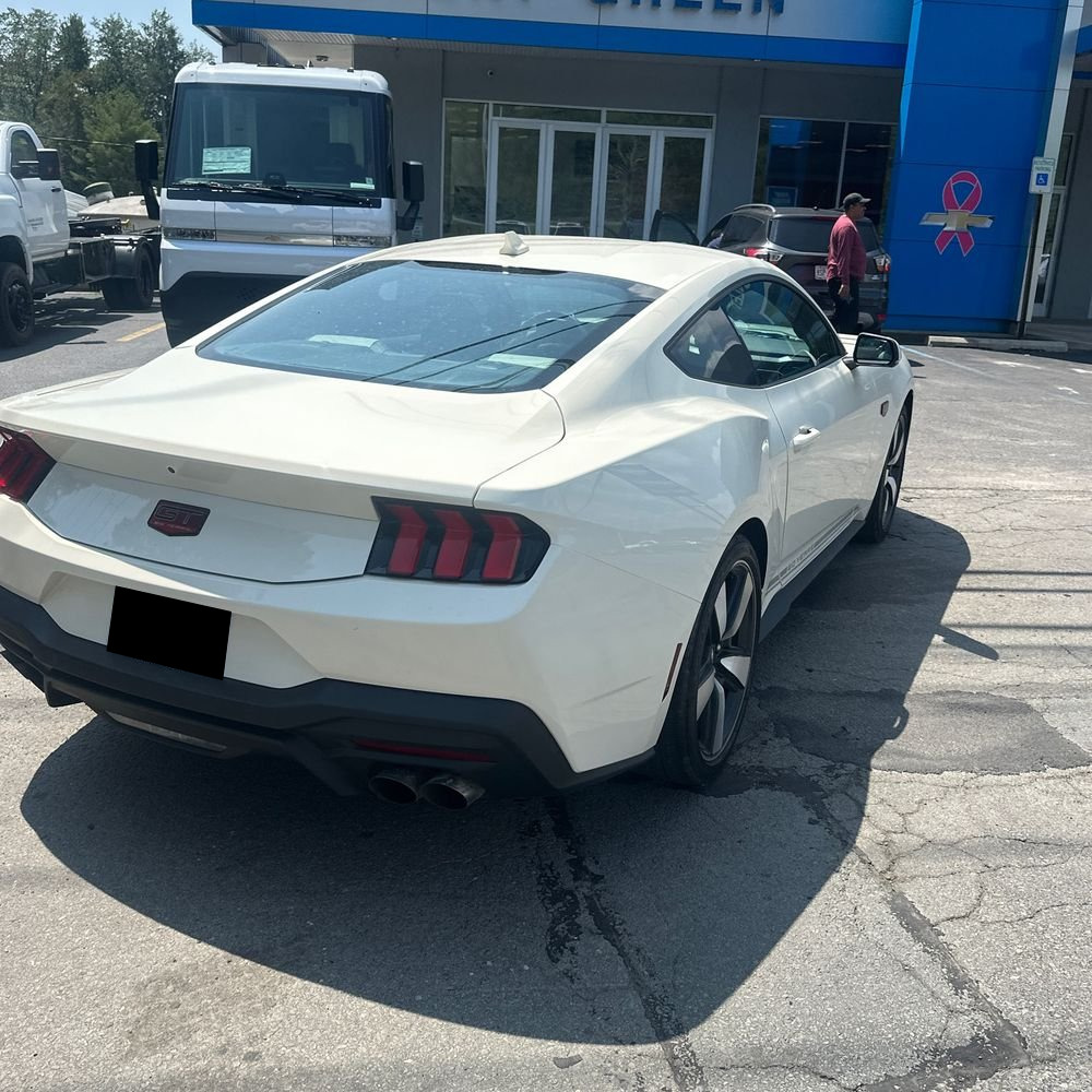 2025 Ford Mustang GT Premium