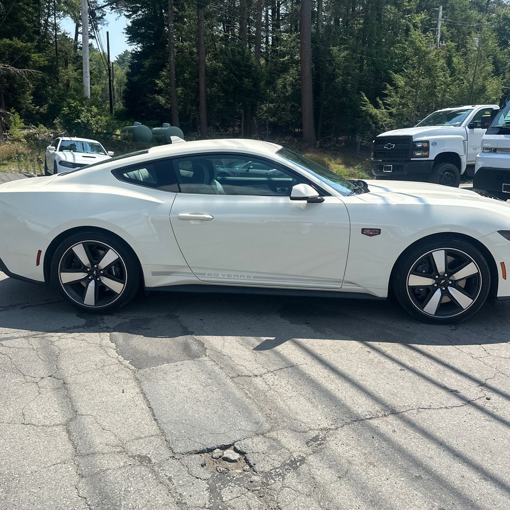2025 Ford Mustang GT Premium