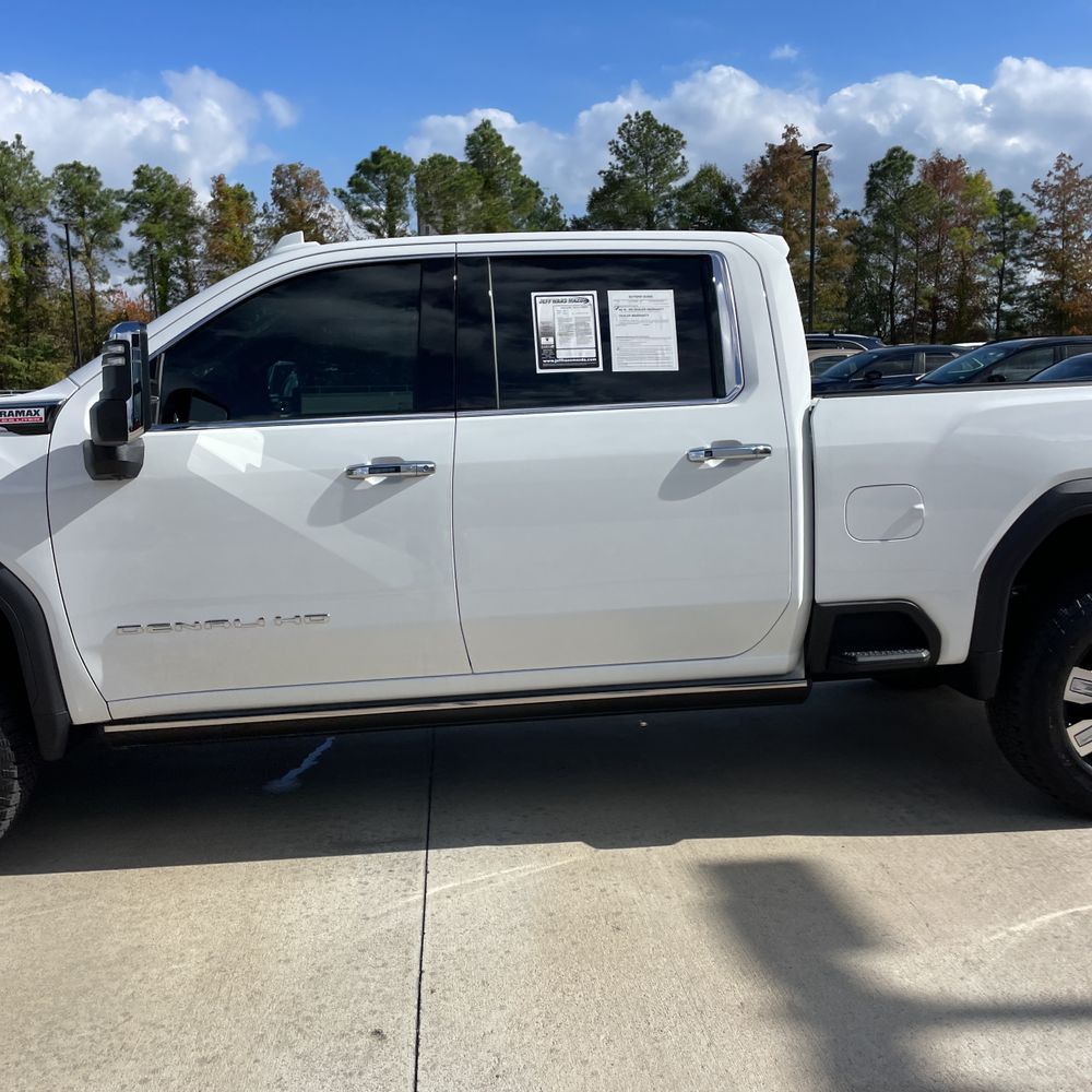 2024 GMC Sierra 3500HD Denali