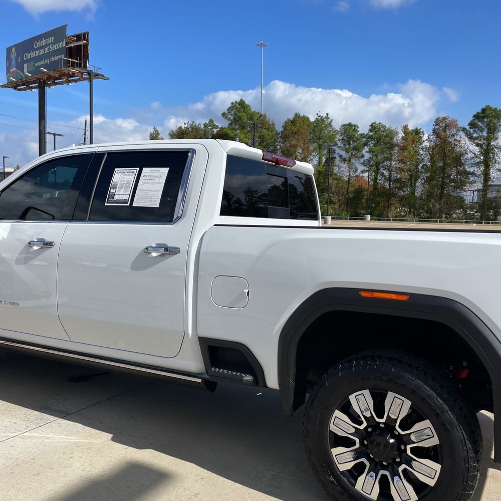 2024 GMC Sierra 3500HD Denali