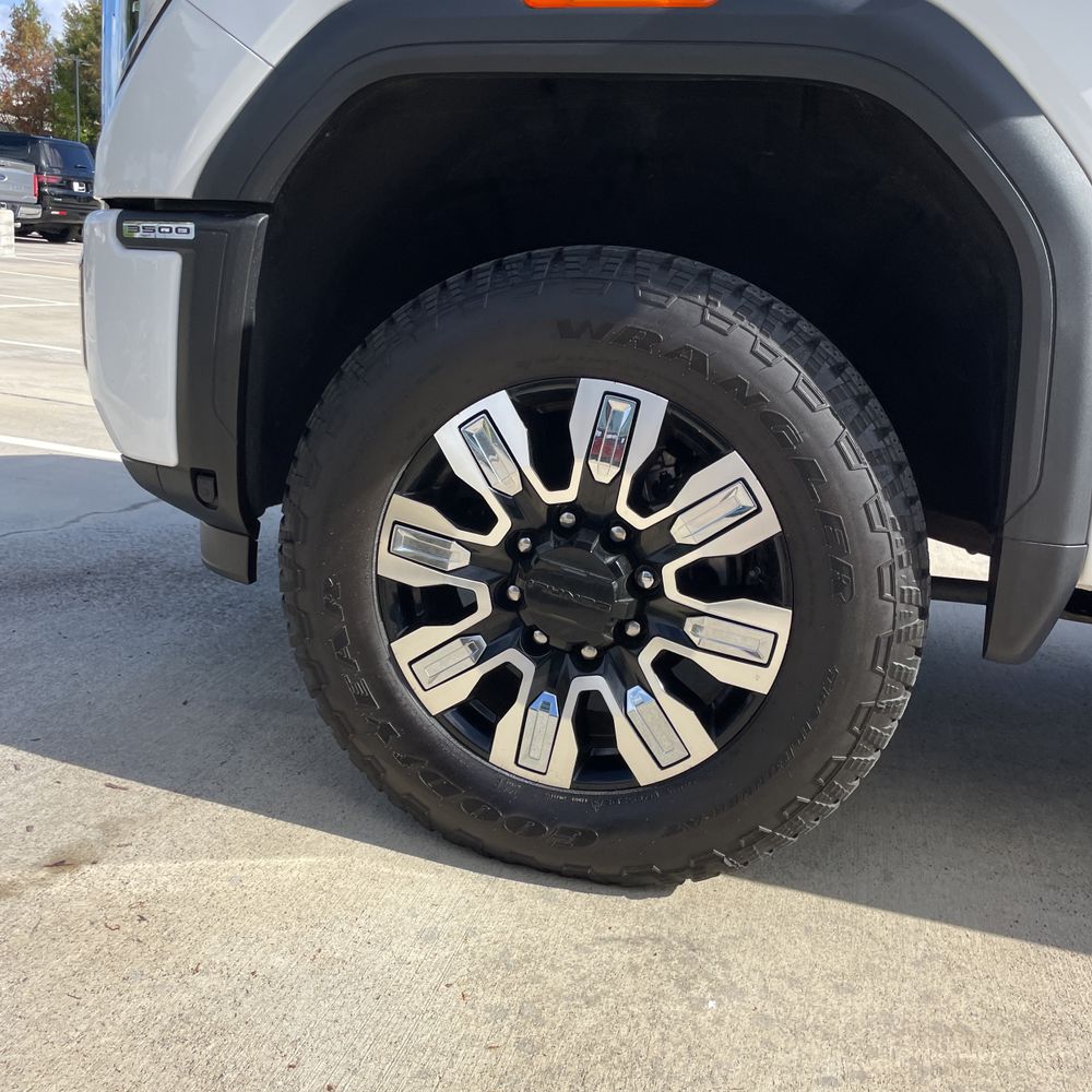 2024 GMC Sierra 3500HD Denali