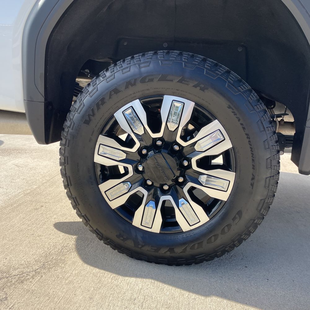 2024 GMC Sierra 3500HD Denali