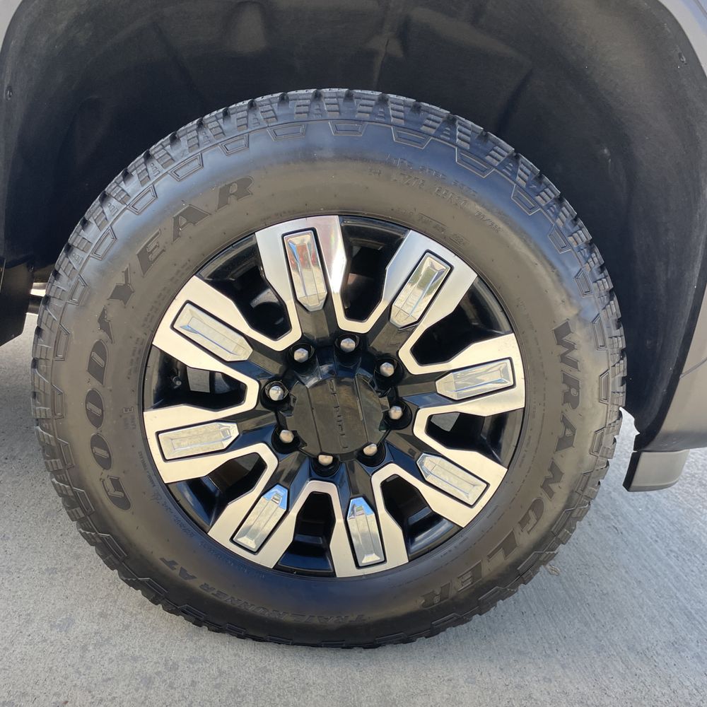 2024 GMC Sierra 3500HD Denali