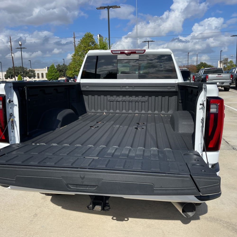 2024 GMC Sierra 3500HD Denali