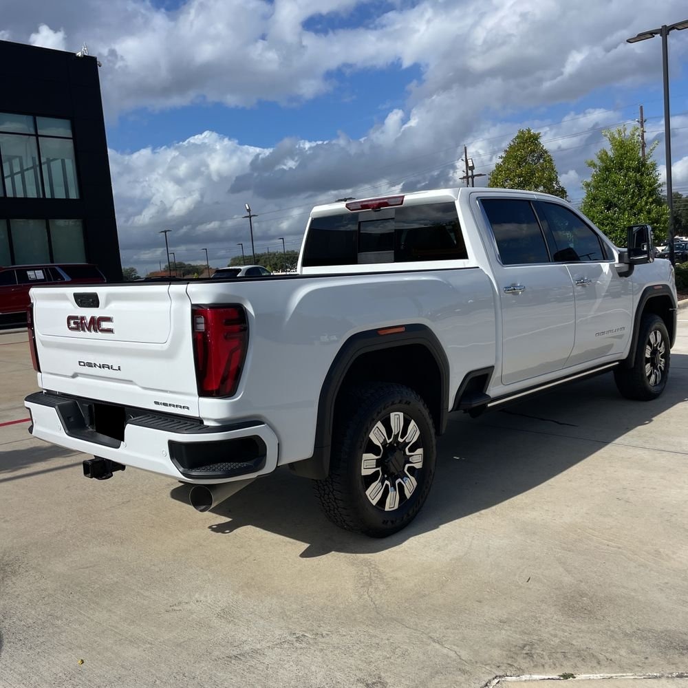 2024 GMC Sierra 3500HD Denali