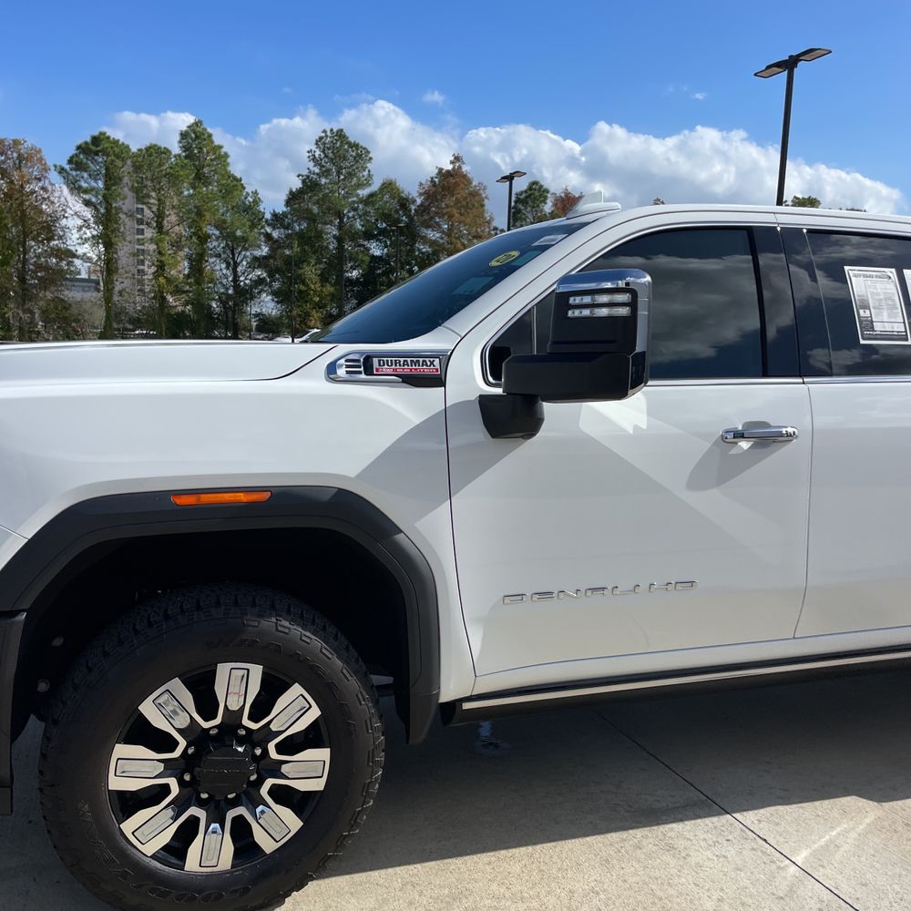 2024 GMC Sierra 3500HD Denali