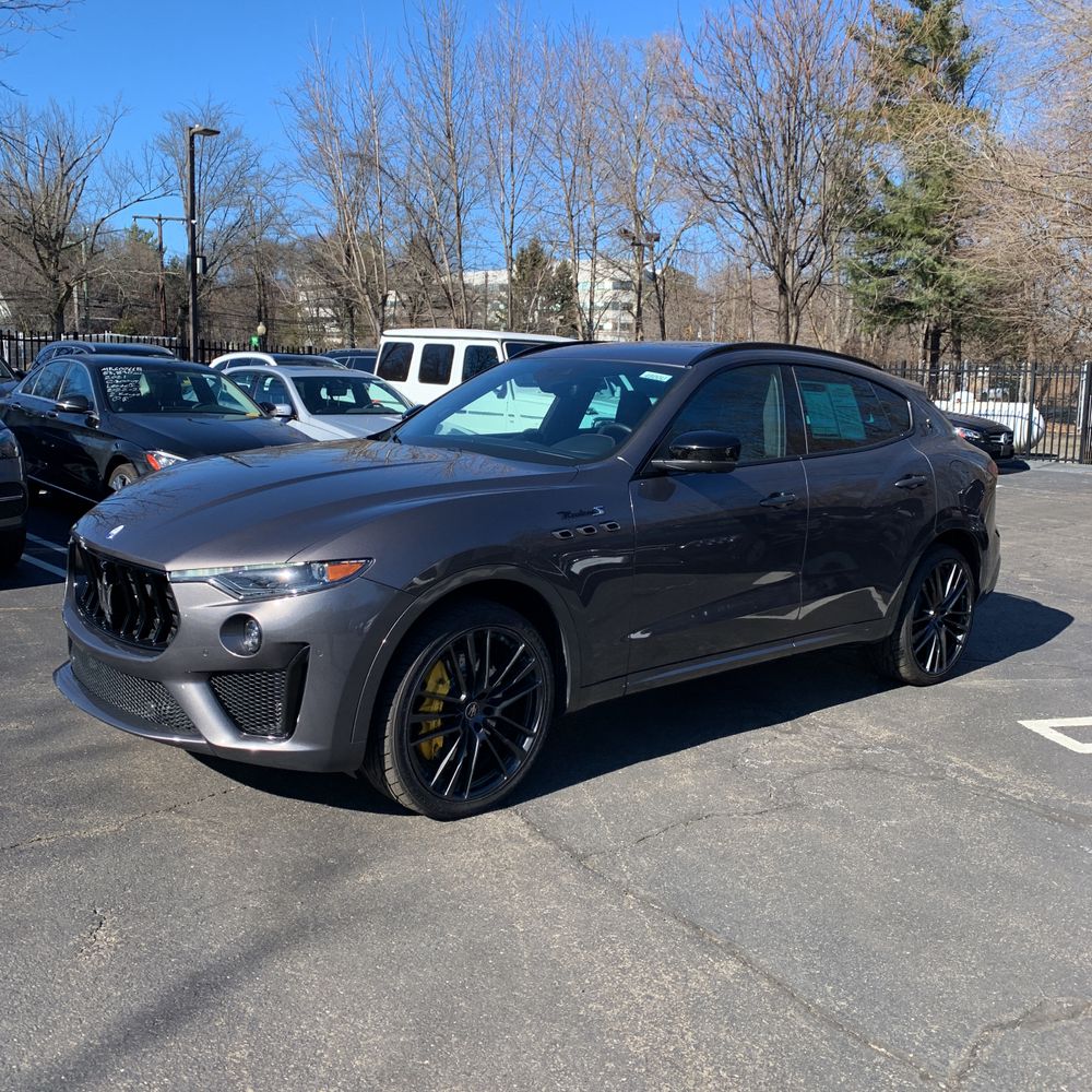 2022 Maserati Levante