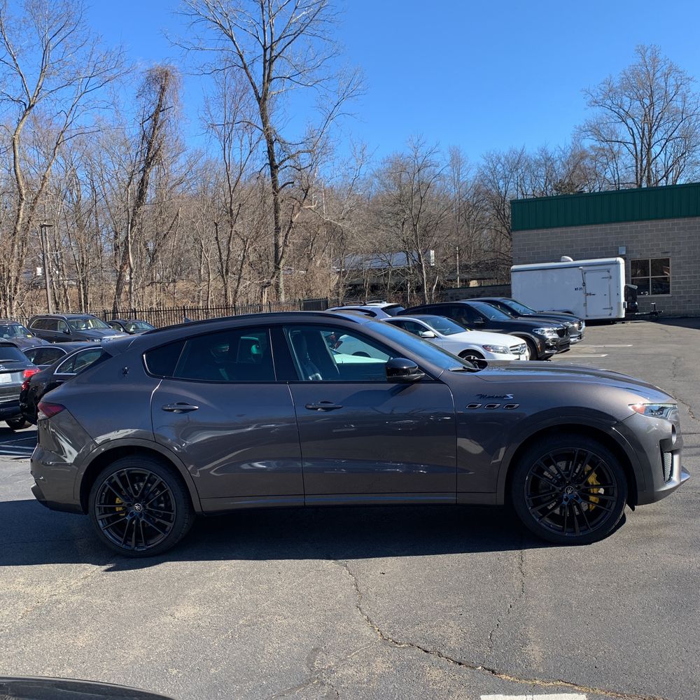 2022 Maserati Levante Modena S