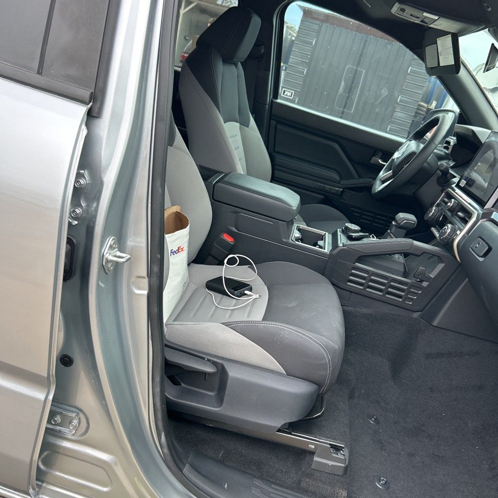 2025 Toyota Tacoma TRD Off-Road HV