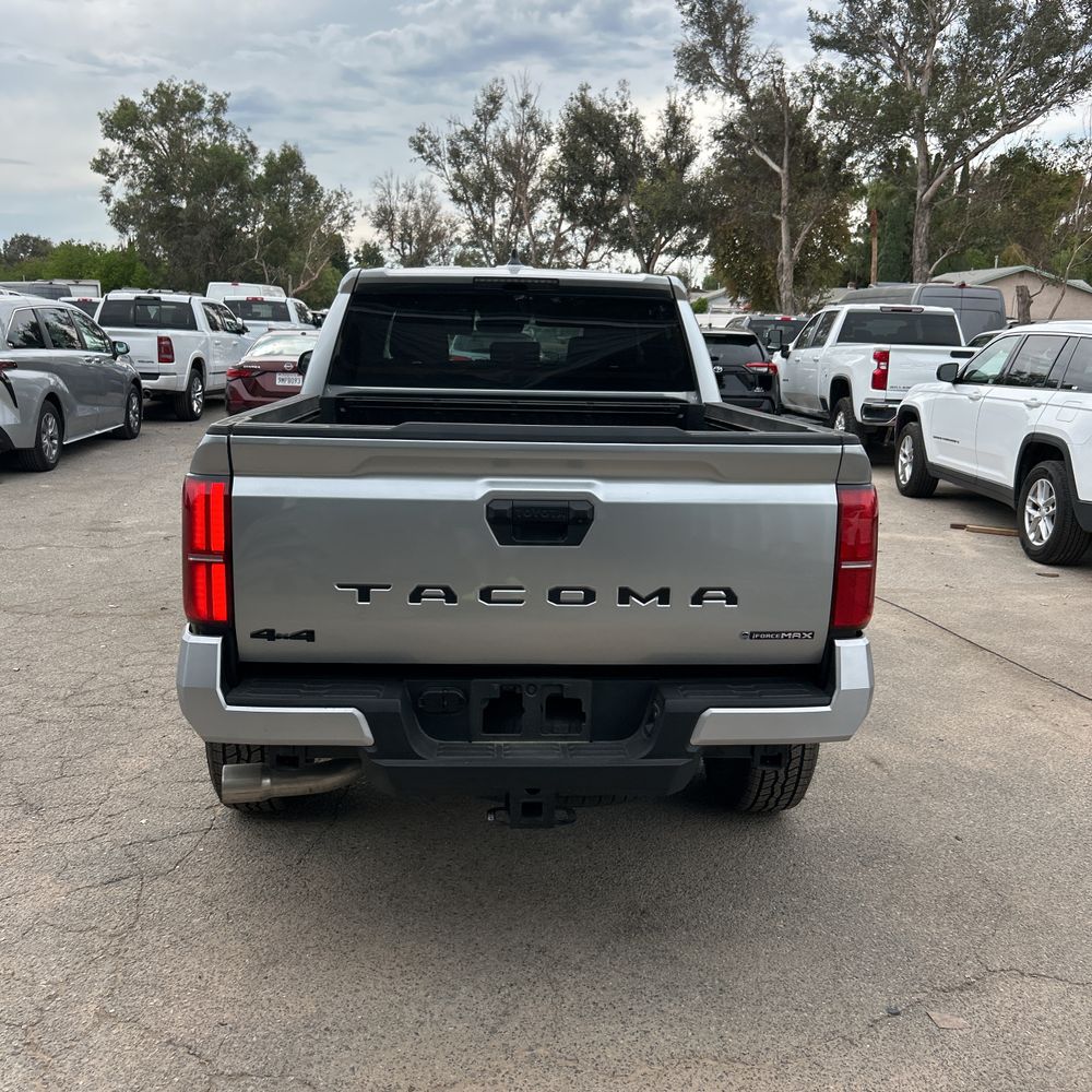 2025 Toyota Tacoma TRD Off-Road HV