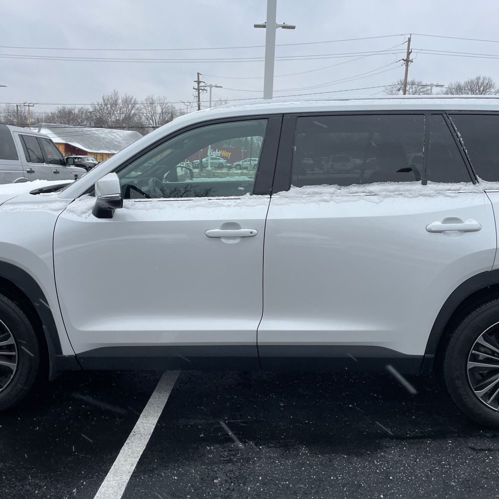 2024 Toyota Grand Highlander Platinum Hybrid Max