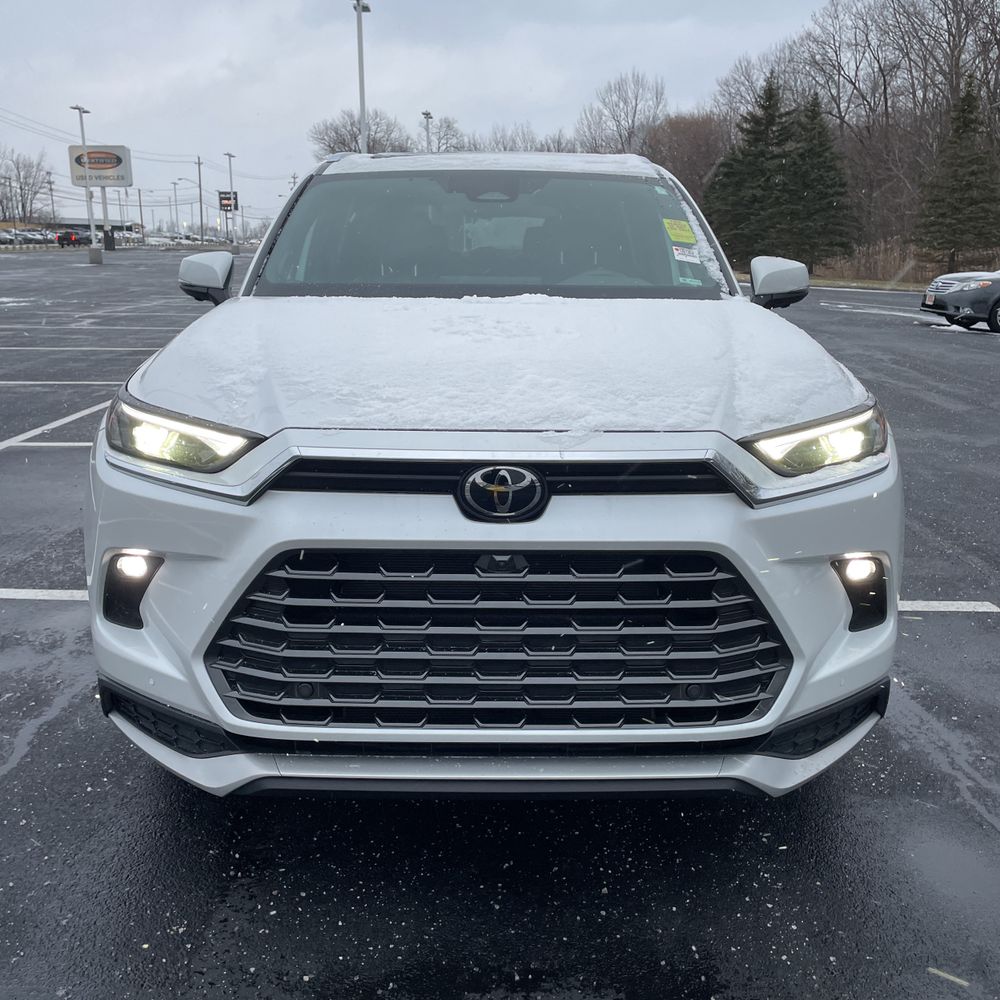 2024 Toyota Grand Highlander Platinum Hybrid Max