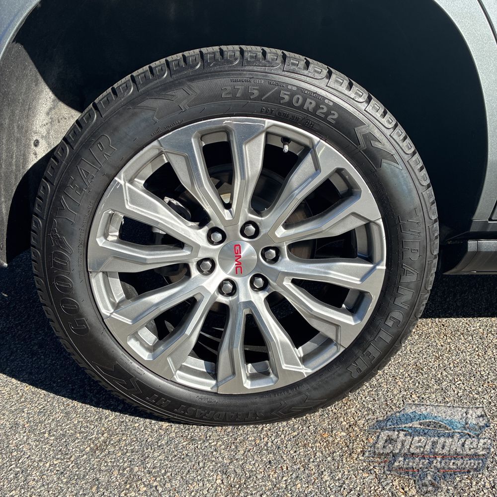 2023 GMC Yukon Denali
