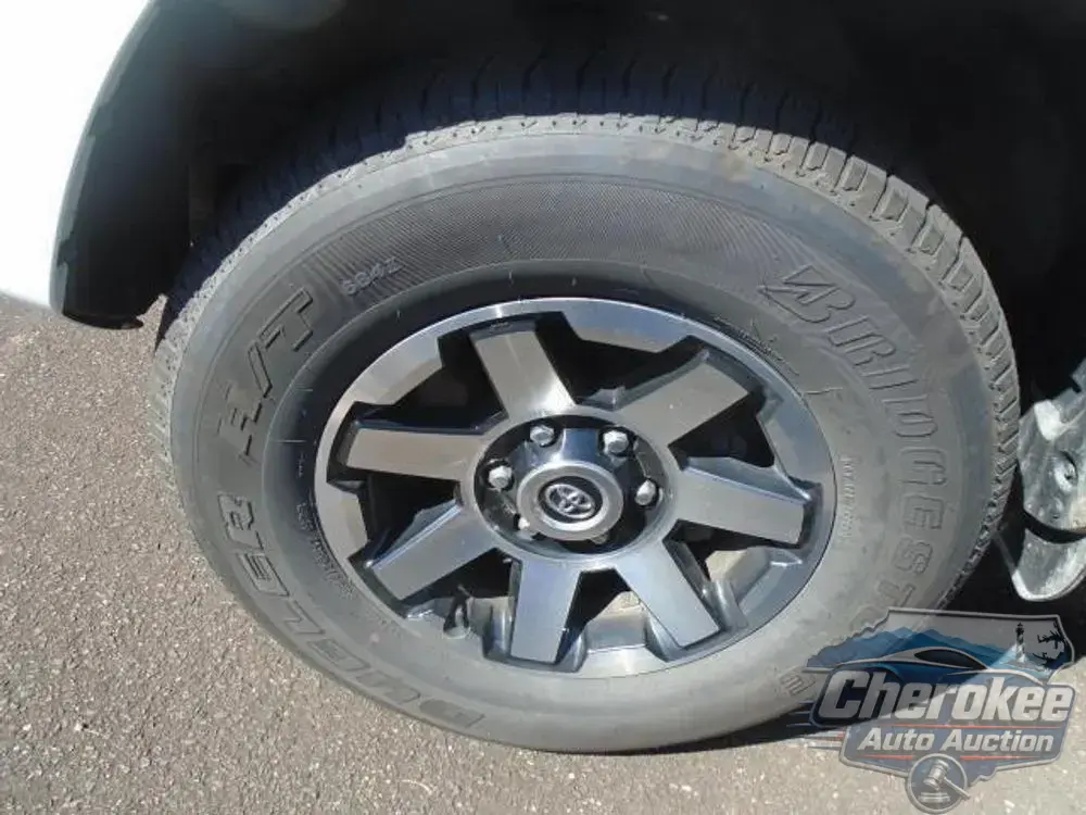 2024 Toyota 4Runner TRD Off Road