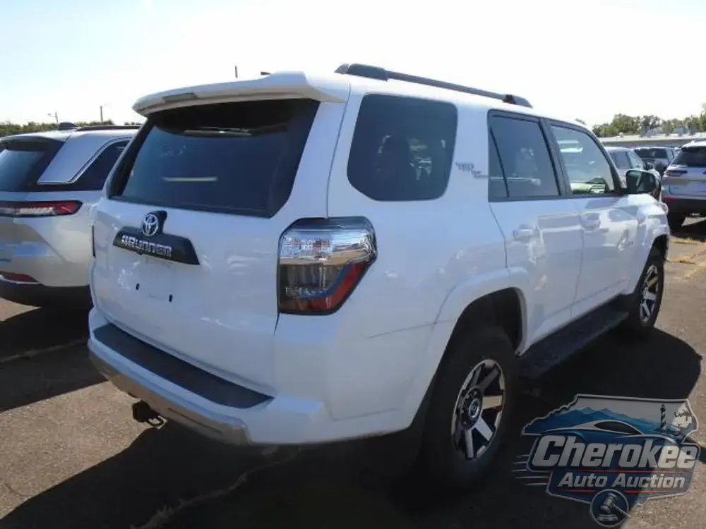 2024 Toyota 4Runner TRD Off Road