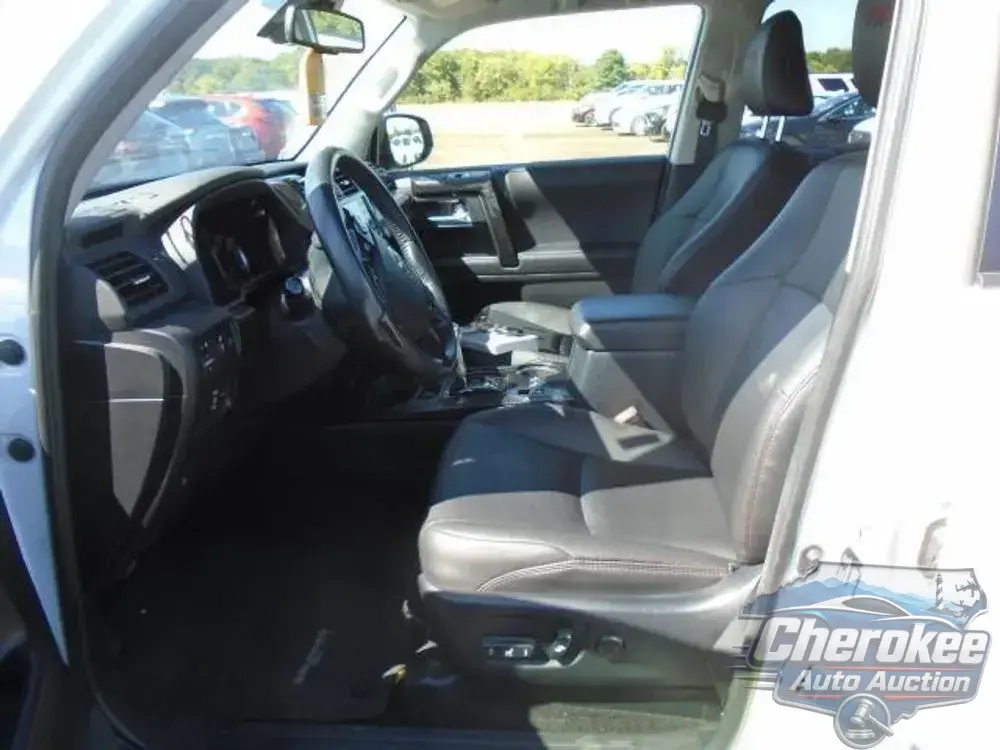 2024 Toyota 4Runner TRD Off Road