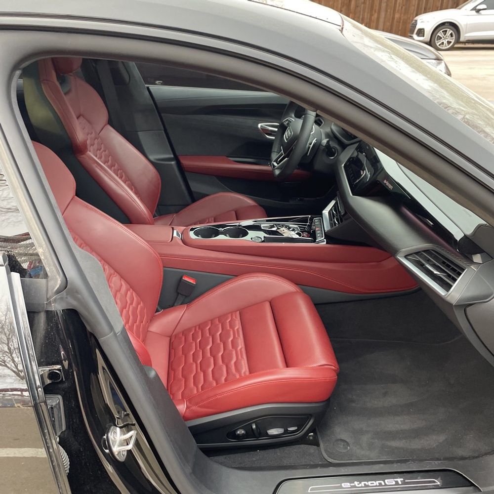 2024 Audi e-tron GT Prestige