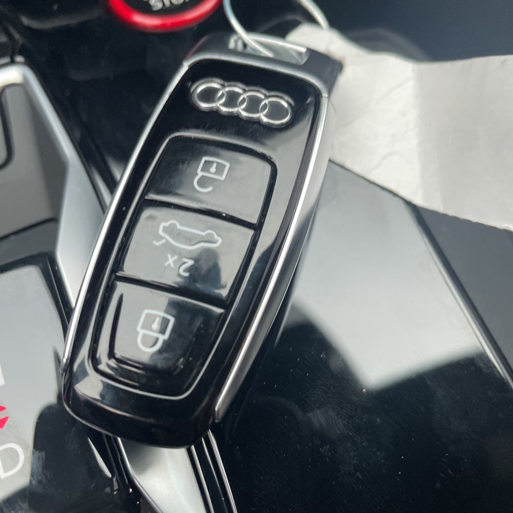 2024 Audi e-tron GT Prestige