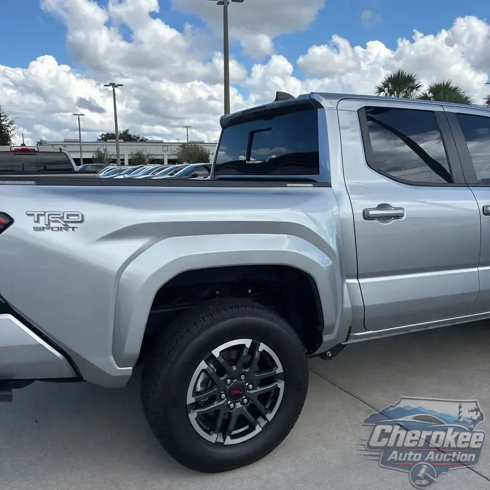 2025 Toyota Tacoma TRD Sport HV
