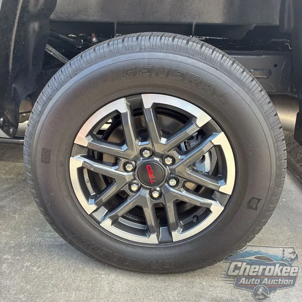 2025 Toyota Tacoma TRD Sport HV