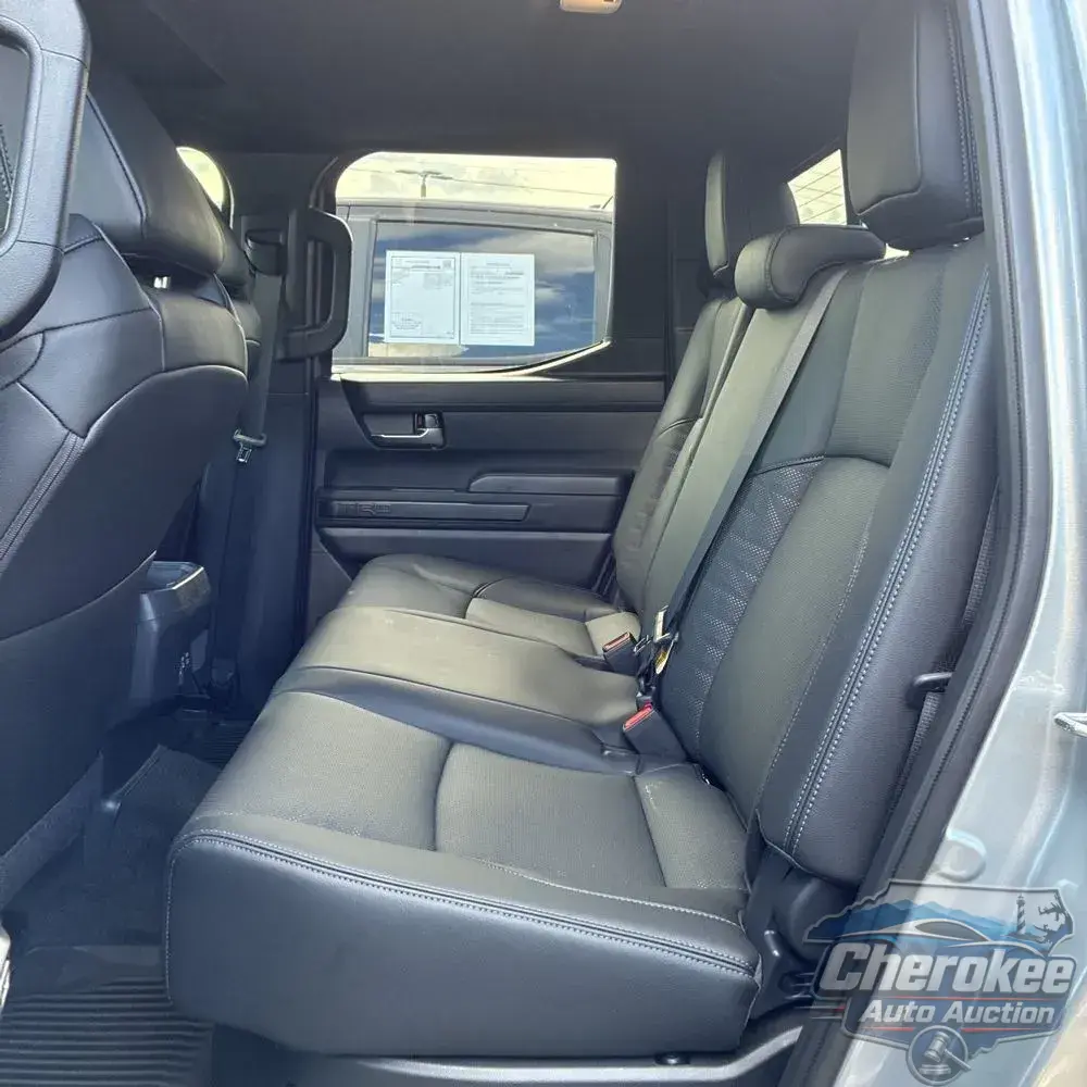 2025 Toyota Tacoma TRD Sport HV