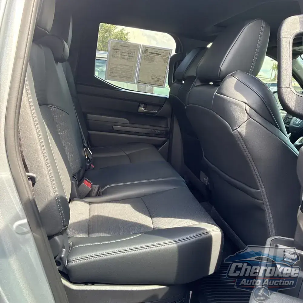 2025 Toyota Tacoma TRD Sport HV