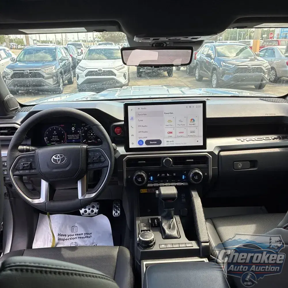 2025 Toyota Tacoma TRD Sport HV