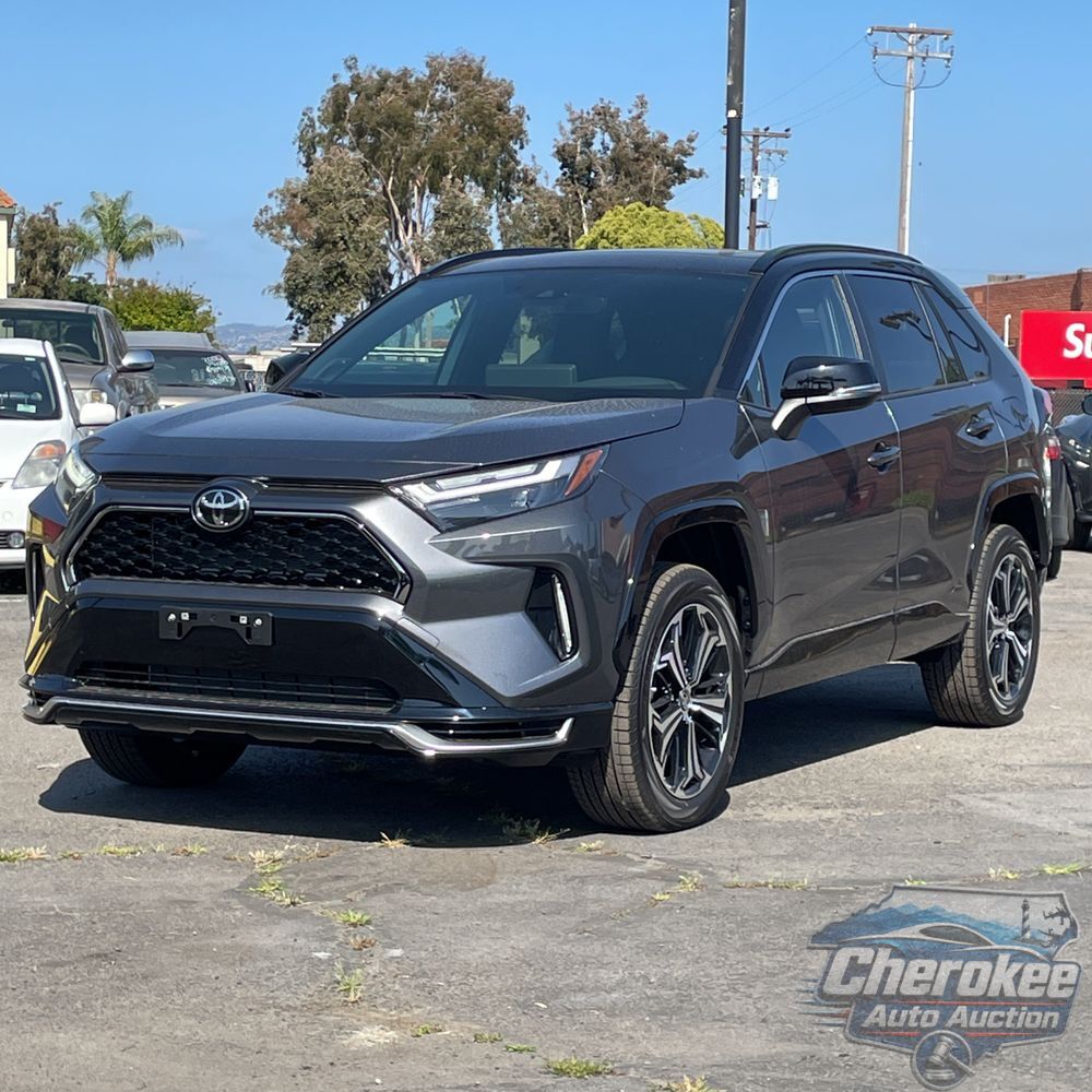 2025 Toyota RAV4 Plug-in Hybrid XSE