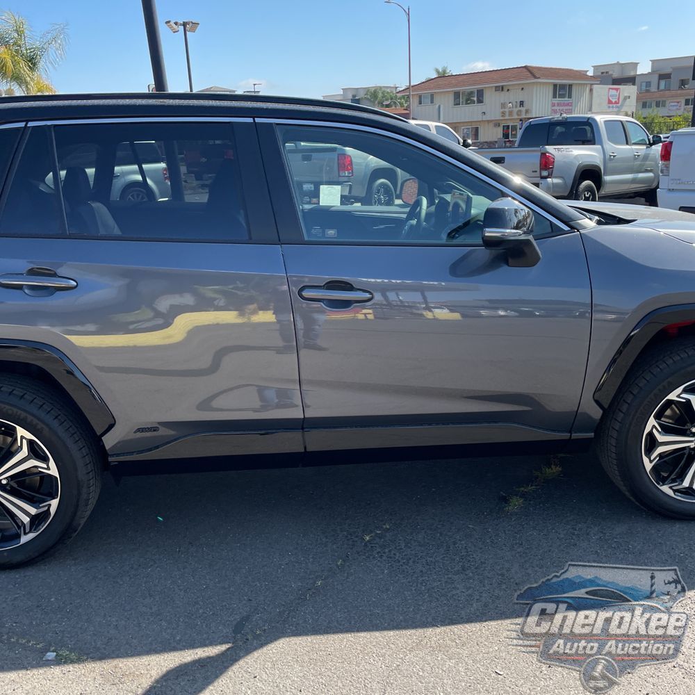 2025 Toyota RAV4 Plug-in Hybrid XSE