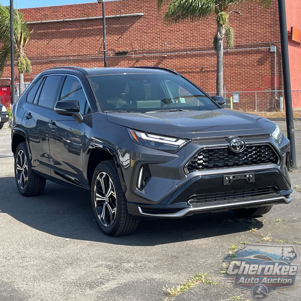2025 Toyota RAV4 Plug-in Hybrid XSE