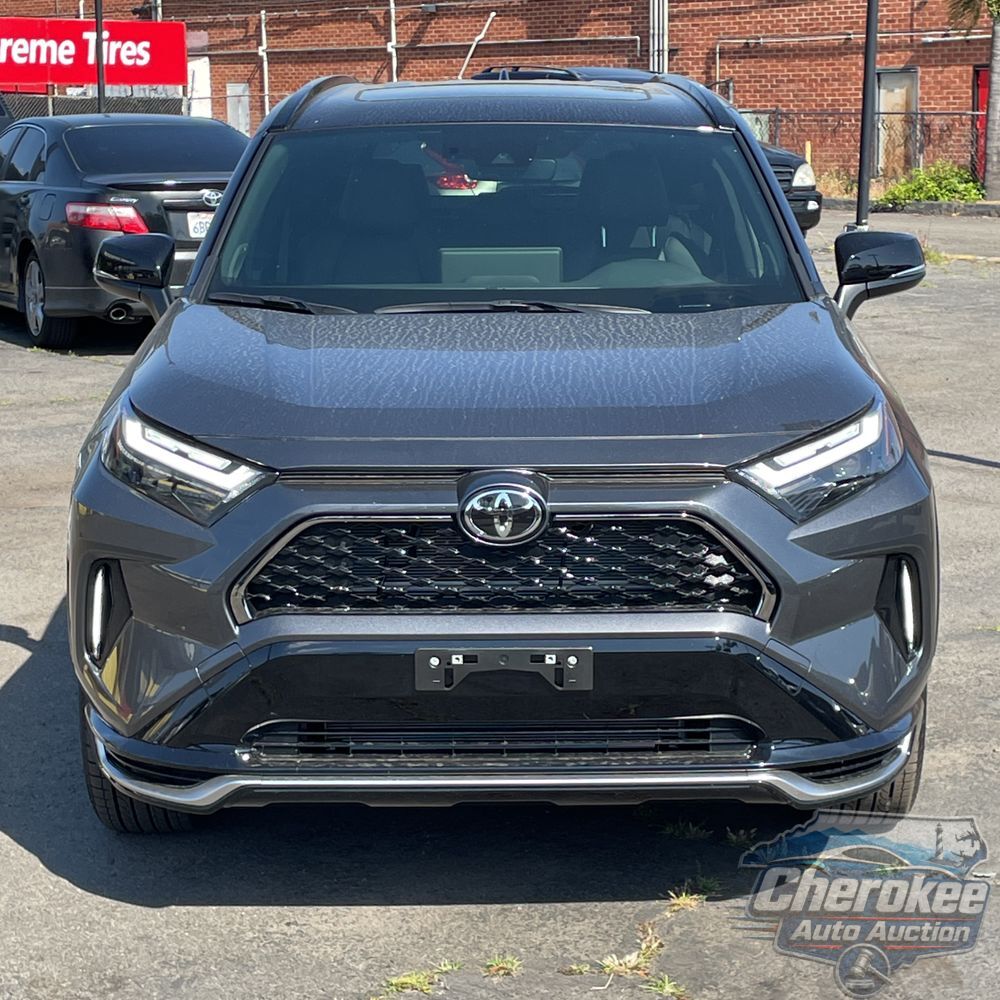 2025 Toyota RAV4 Plug-in Hybrid XSE