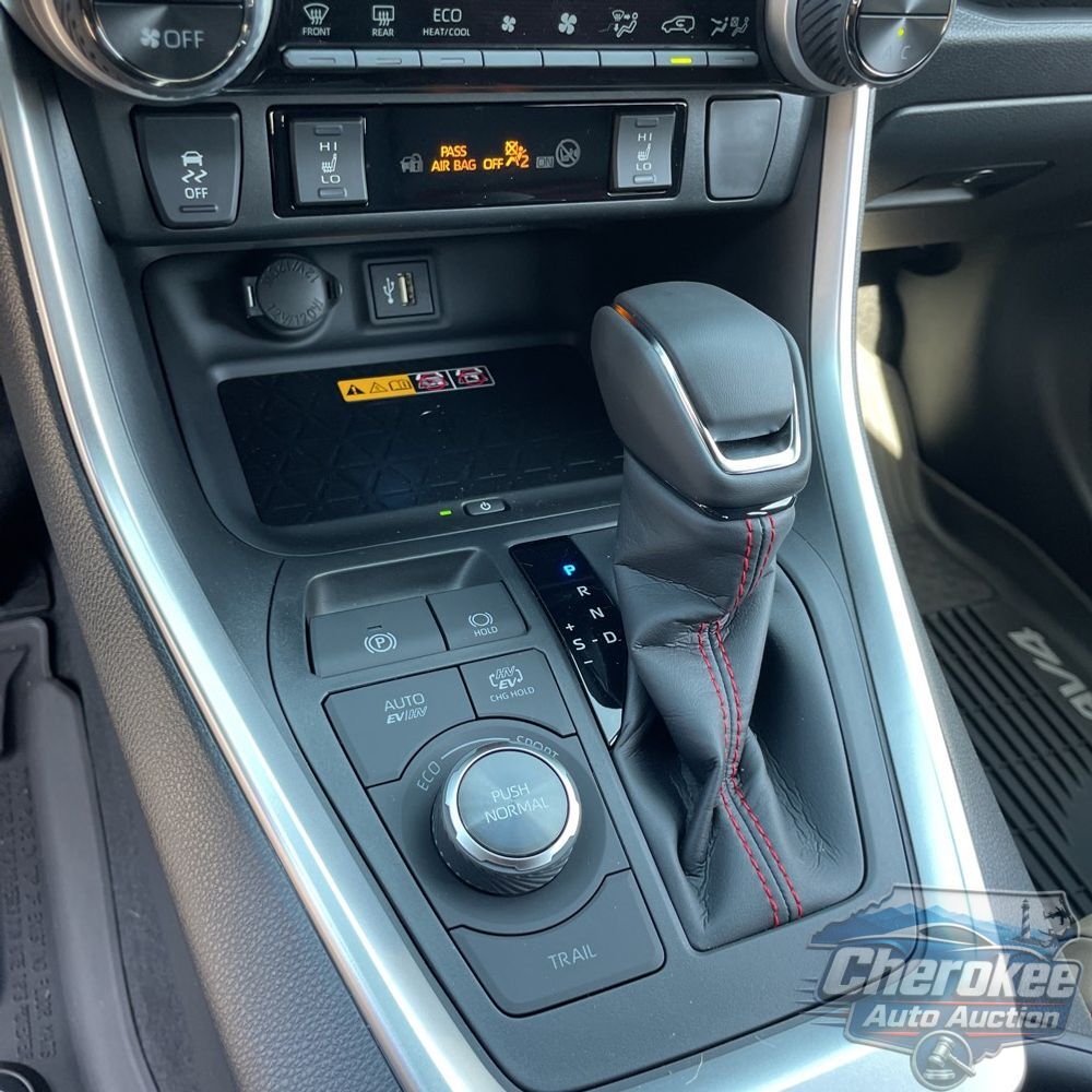2025 Toyota RAV4 Plug-in Hybrid XSE
