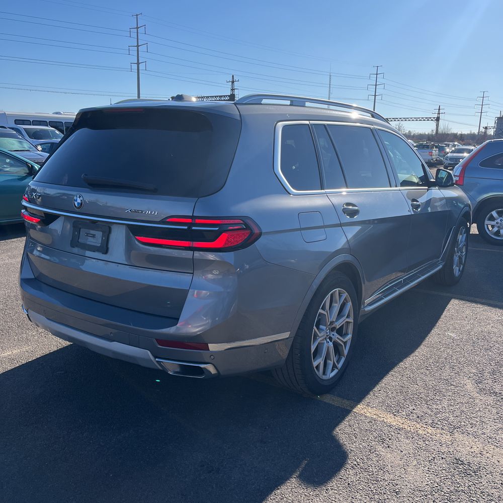 2024 BMW X7 XDrive40i