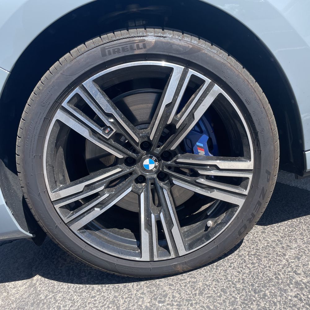 2024 BMW i7 M70