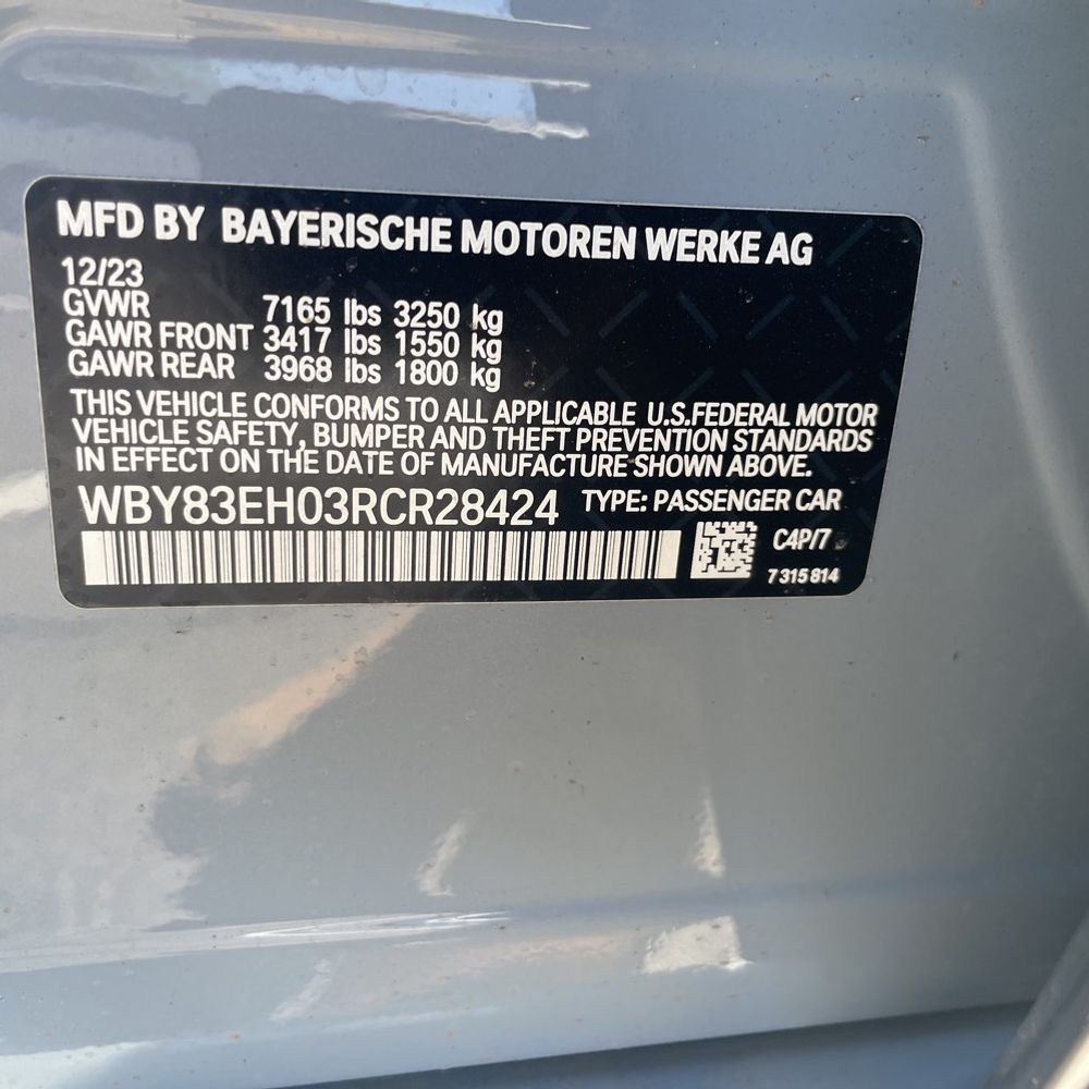 2024 BMW i7 M70