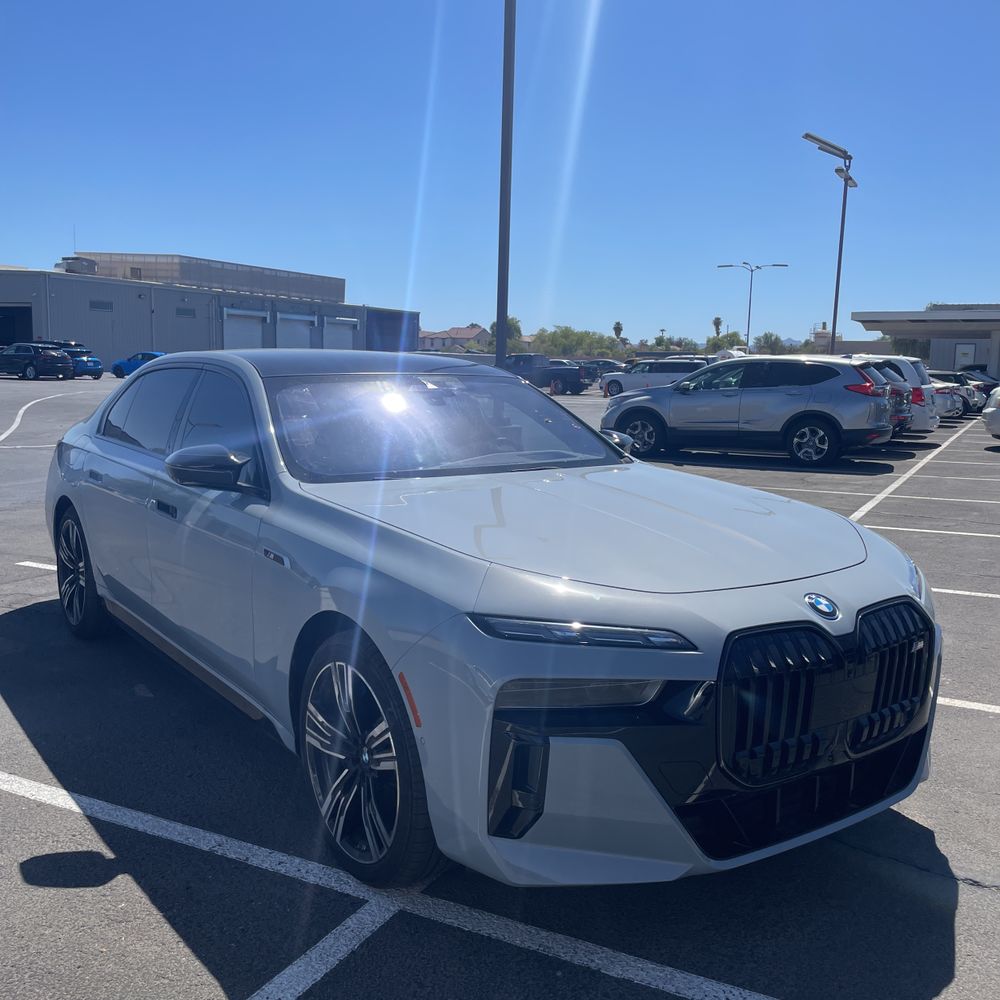 2024 BMW i7 M70
