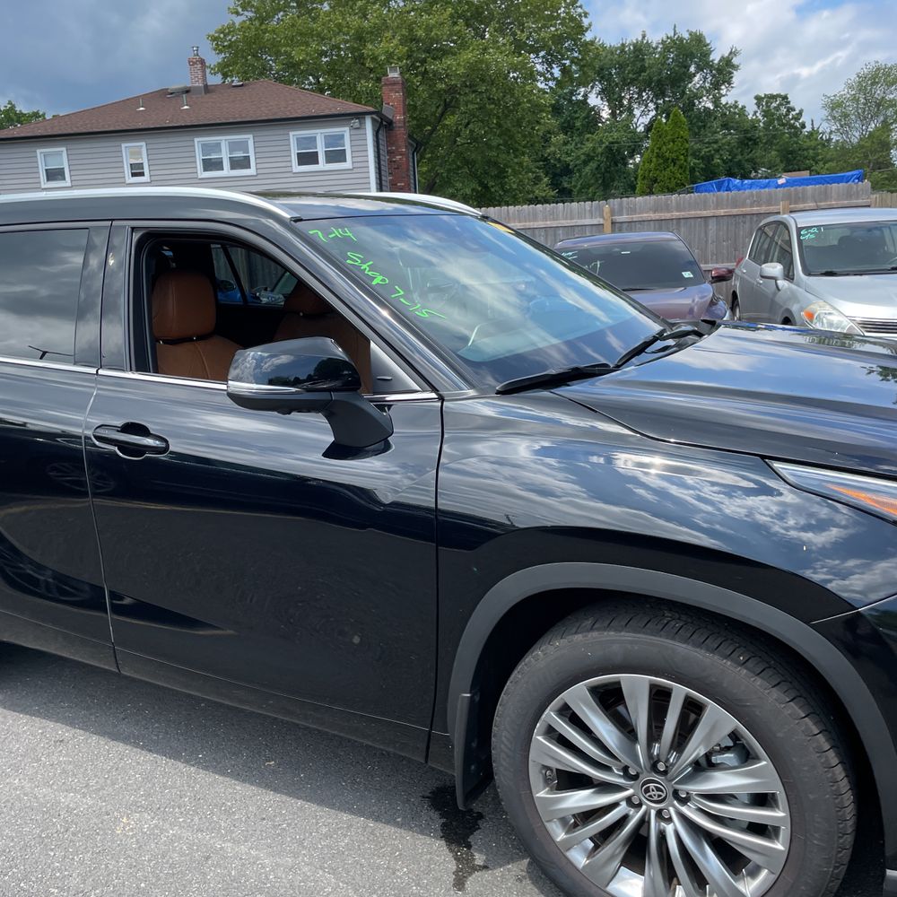 2025 Toyota Highlander Platinum