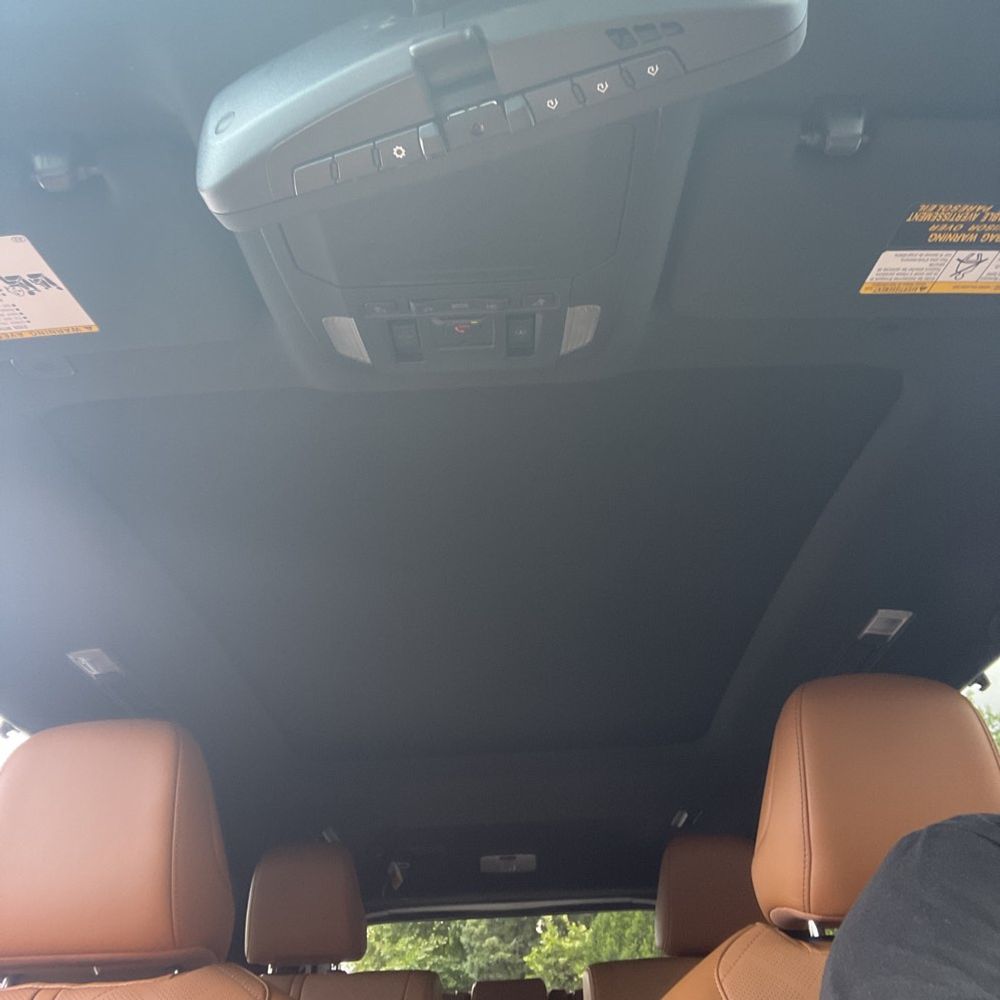 2025 Toyota Highlander Platinum