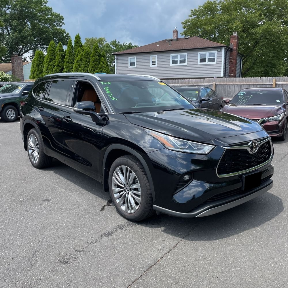 2025 Toyota Highlander Platinum