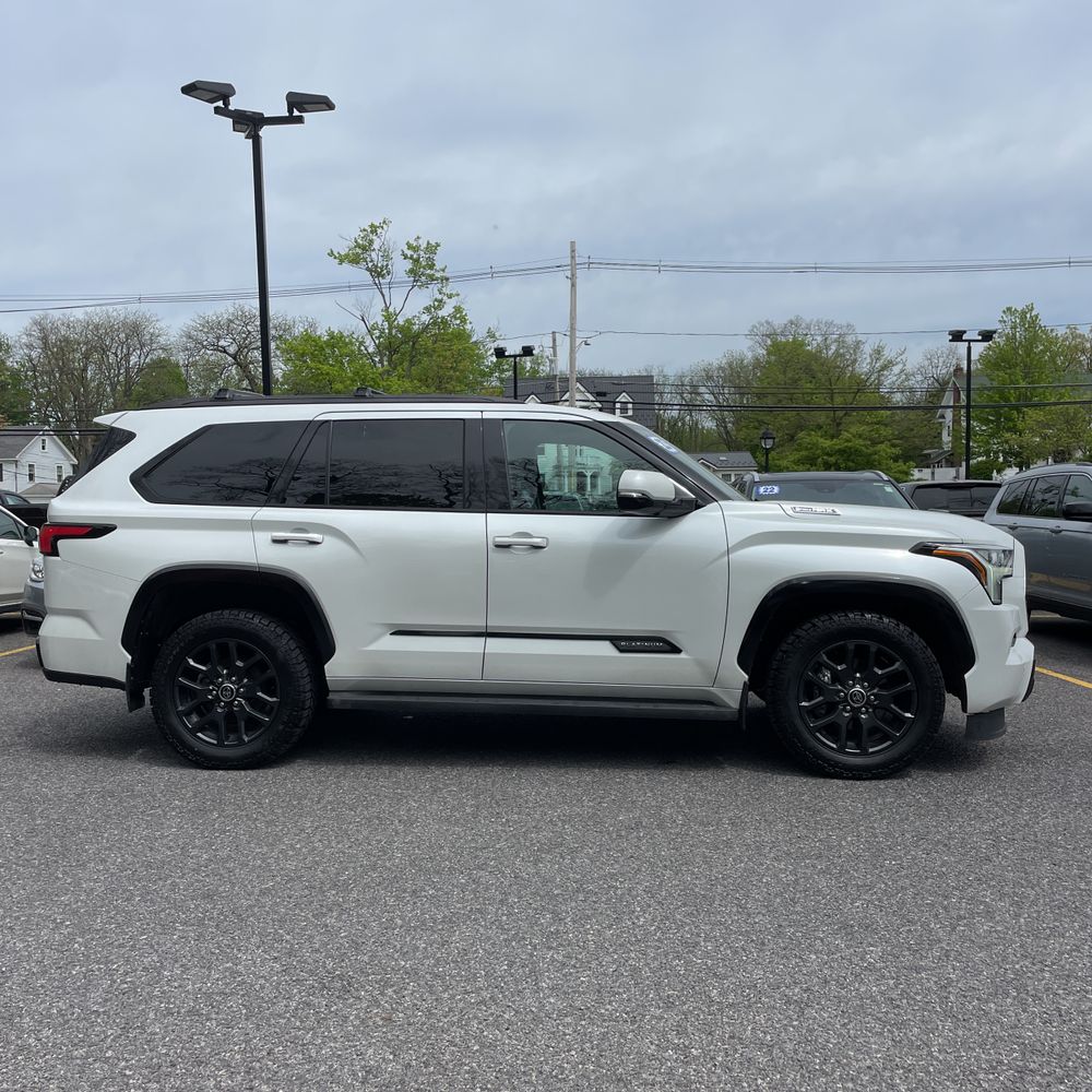 2023 Toyota Sequoia Platinum