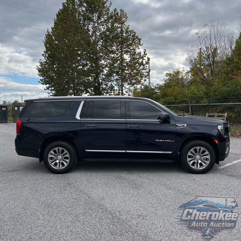 2022 GMC Yukon XL Denali