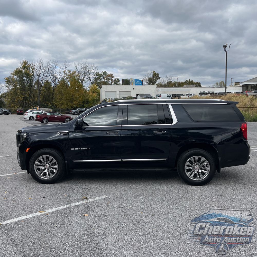 2022 GMC Yukon XL Denali