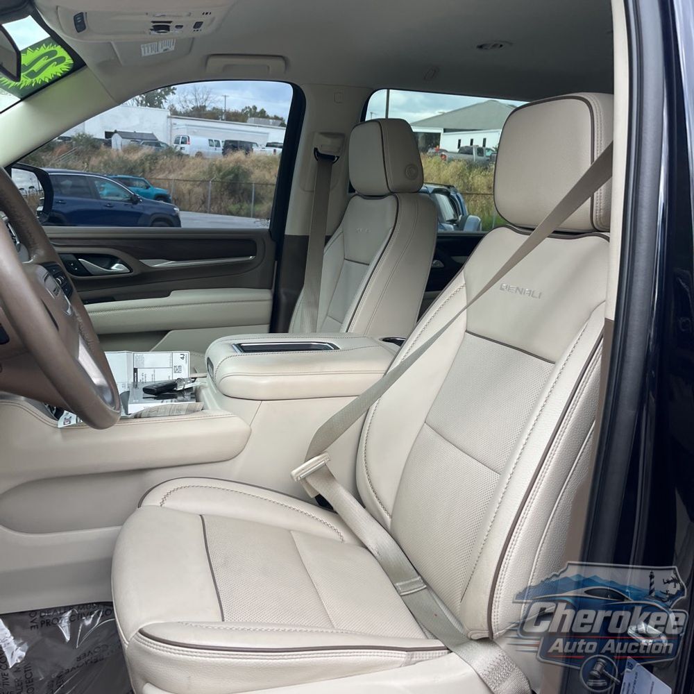 2022 GMC Yukon XL Denali