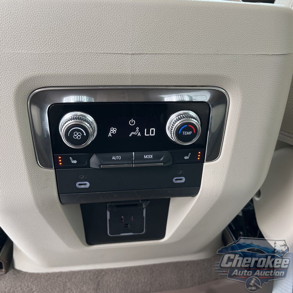 2022 GMC Yukon XL Denali