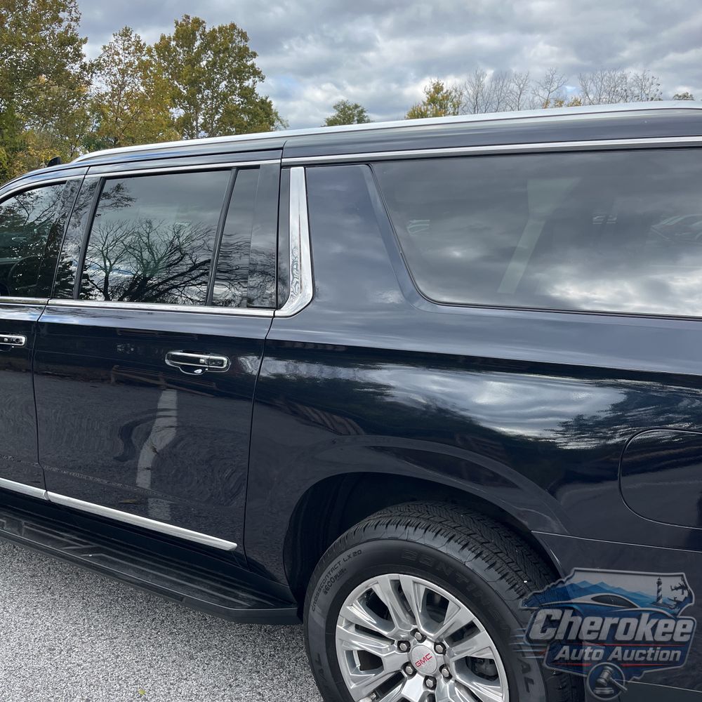 2022 GMC Yukon XL Denali